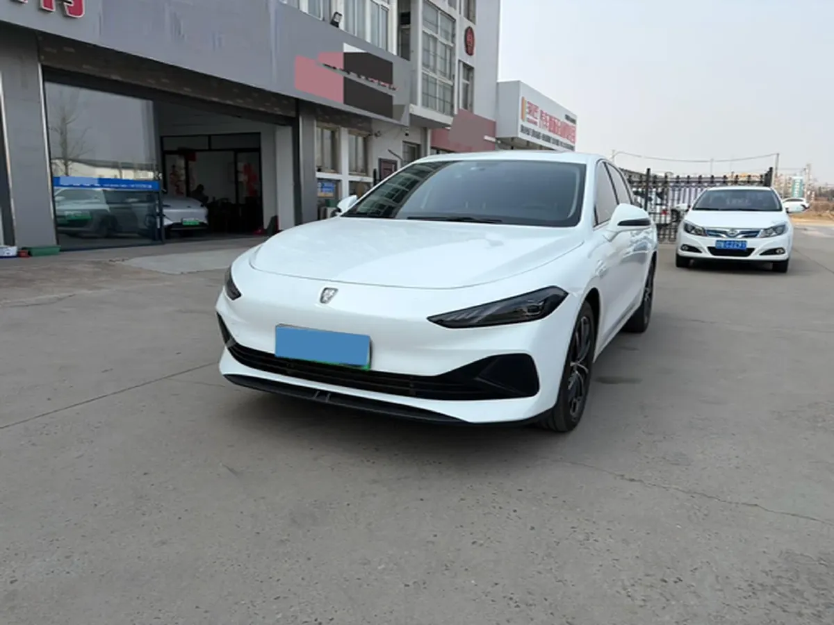 2025 Roewe D7 1.5L 112HP L4 1DHT PHEV 19.7KWH,autocango,china used car exporter,china ev exporter,chinese used car exporter,chinese used ev exporter