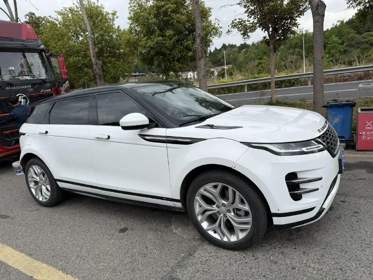 2021 Land Rover Range Rover Evoque 2.0T 200HP L4 9AT,autocango,china used car exporter,china ev exporter,chinese used car exporter,chinese used ev exporter