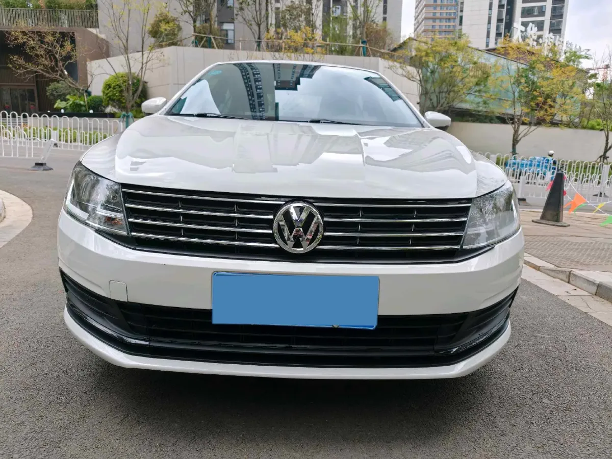 2017 Volkswagen Lavida 1.6L 110HP L4 6AT,autocango,china used car exporter,china ev exporter,chinese used car exporter,chinese used ev exporter