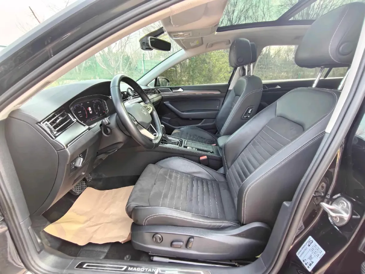 2020 Volkswagen Magotan 2.0T 186HP L4 7DCT,autocango,china used car exporter,china ev exporter,chinese used car exporter,chinese used ev exporter