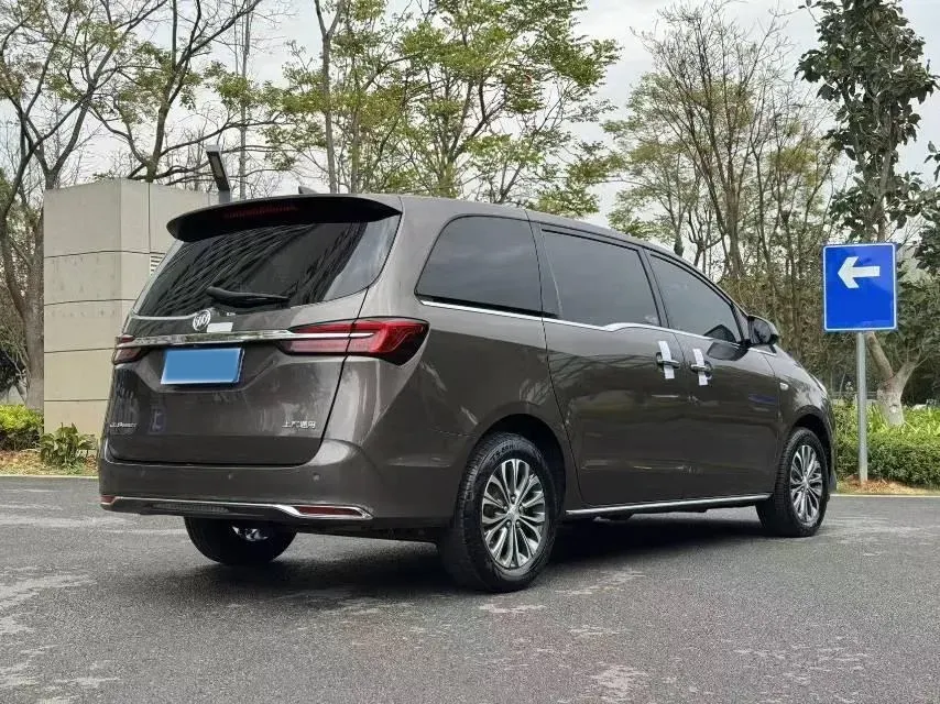 2023 Buick GL8 2.0T 237HP L4 9AT,autocango,china used car exporter,china ev exporter,chinese used car exporter,chinese used ev exporter