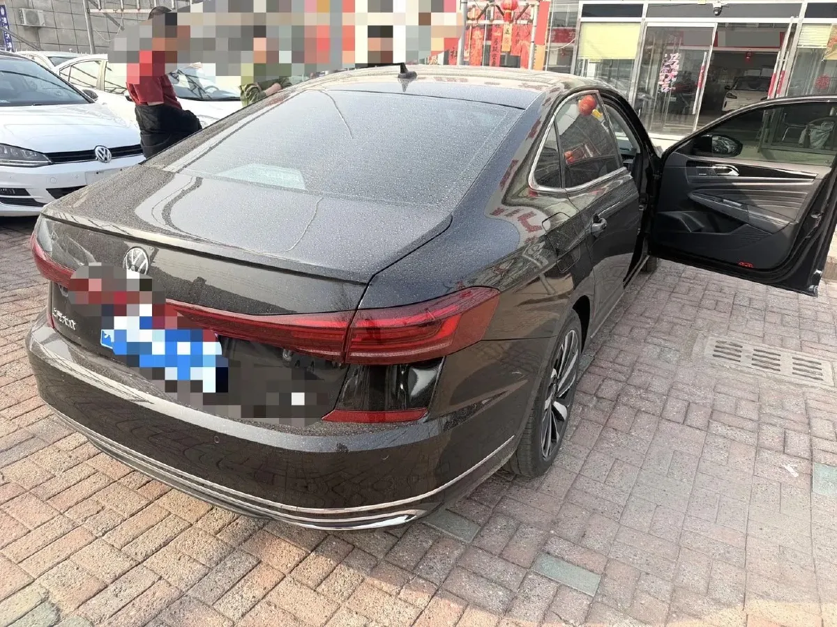 2024 Volkswagen Passat 2.0T 186HP L4 7DCT,autocango,china used car exporter,china ev exporter,chinese used car exporter,chinese used ev exporter