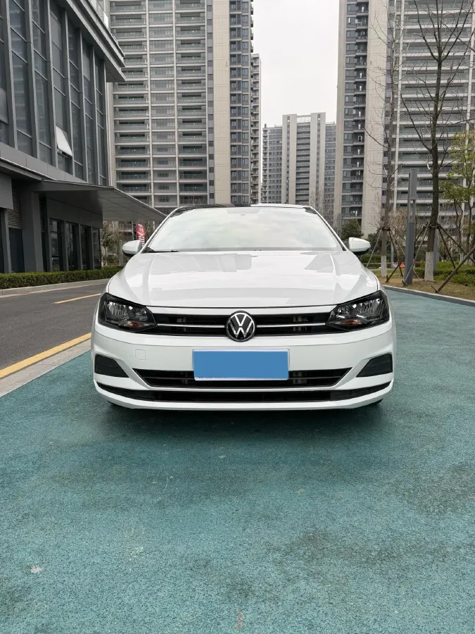 2023 Volkswagen Polo 1.5L 113HP L4 6AT,autocango,china used car exporter,china ev exporter,chinese used car exporter,chinese used ev exporter