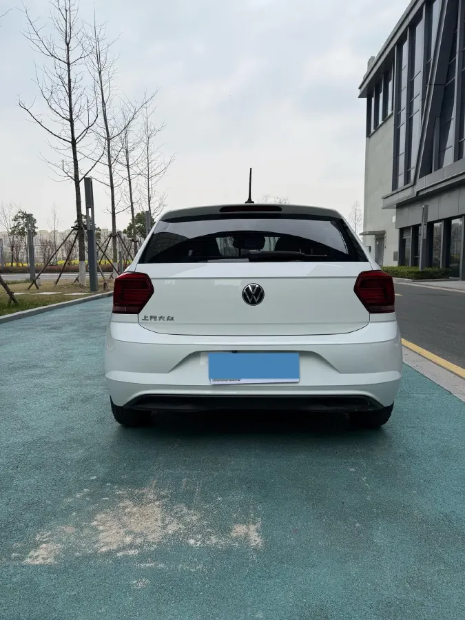 2023 Volkswagen Polo 1.5L 113HP L4 6AT,autocango,china used car exporter,china ev exporter,chinese used car exporter,chinese used ev exporter