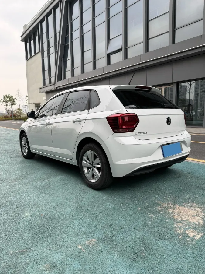 2023 Volkswagen Polo 1.5L 113HP L4 6AT,autocango,china used car exporter,china ev exporter,chinese used car exporter,chinese used ev exporter