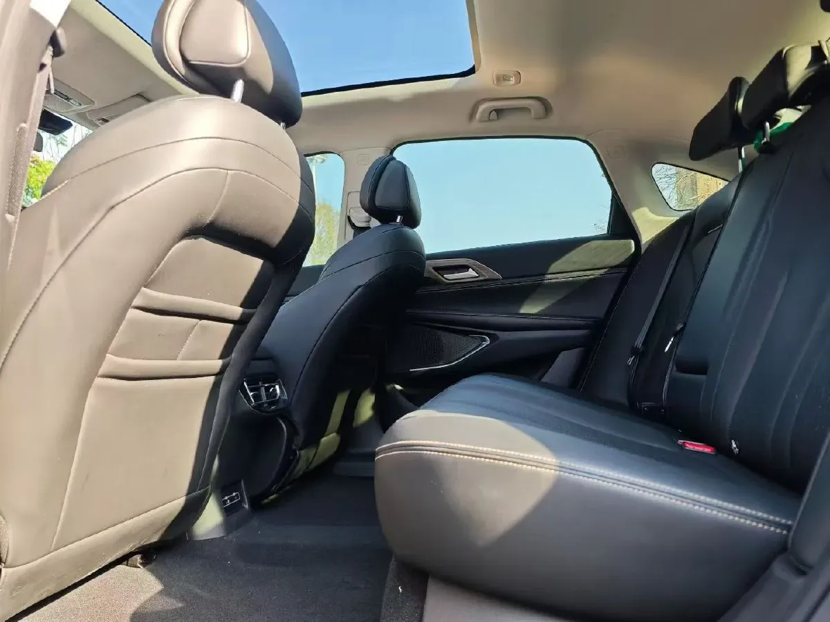 2021 Skoda Octavia 1.4T 150HP L4 7DCT,autocango,china used car exporter,china ev exporter,chinese used car exporter,chinese used ev exporter