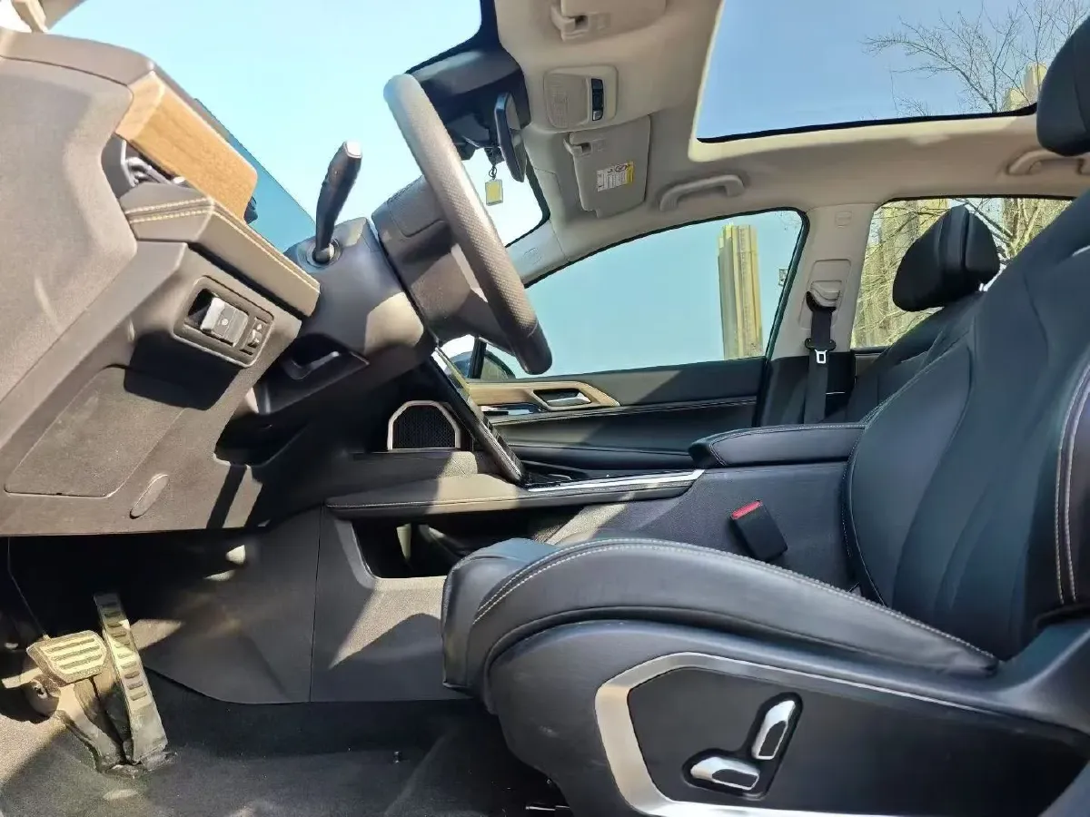 2021 Skoda Octavia 1.4T 150HP L4 7DCT,autocango,china used car exporter,china ev exporter,chinese used car exporter,chinese used ev exporter