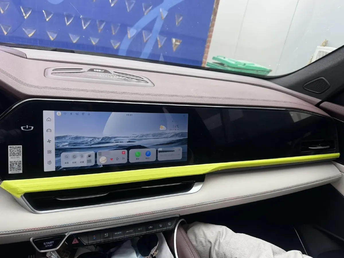 2021 Geely Monjaro 2.0T 218HP L4 7DCT,autocango,china used car exporter,china ev exporter,chinese used car exporter,chinese used ev exporter