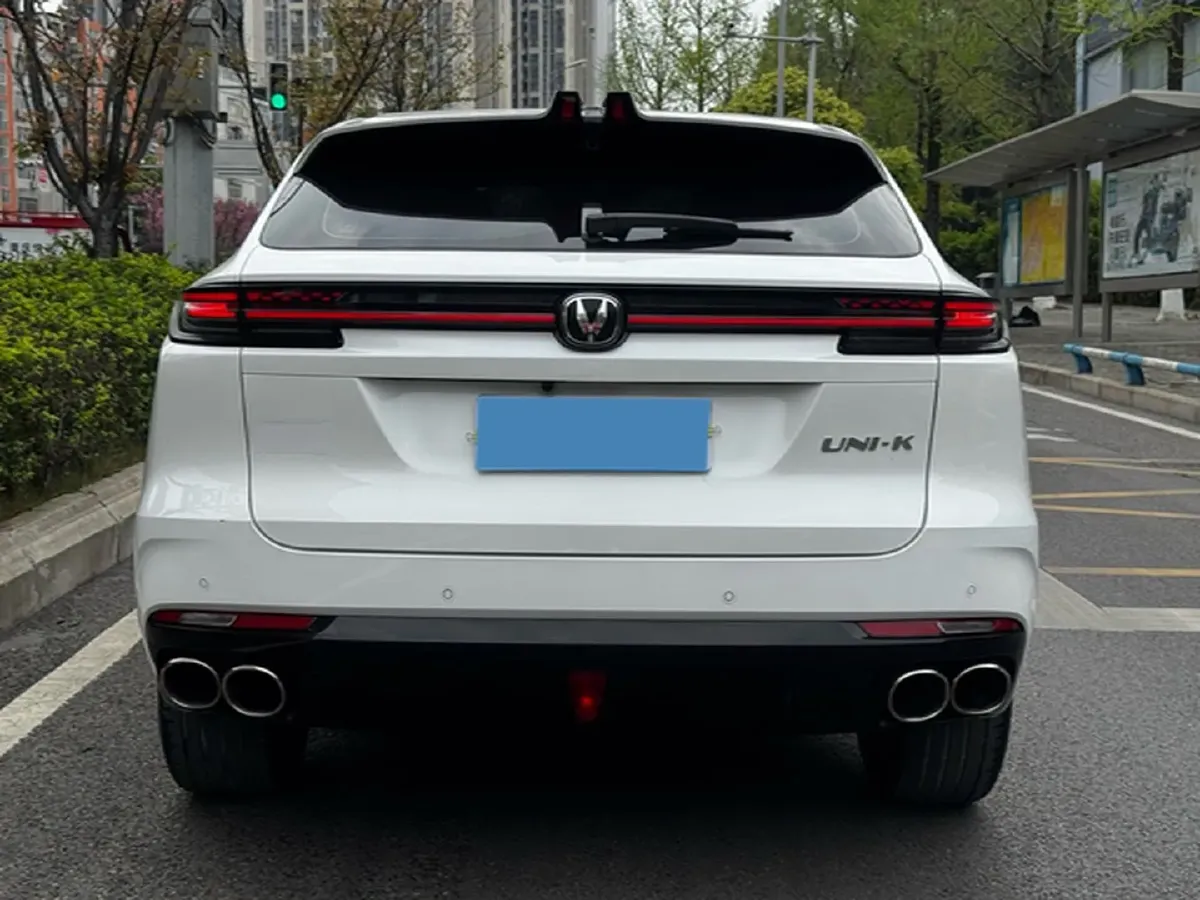2021 ChangAn UNI-K 2.0T 233HP L4 8AT,autocango,china used car exporter,china ev exporter,chinese used car exporter,chinese used ev exporter