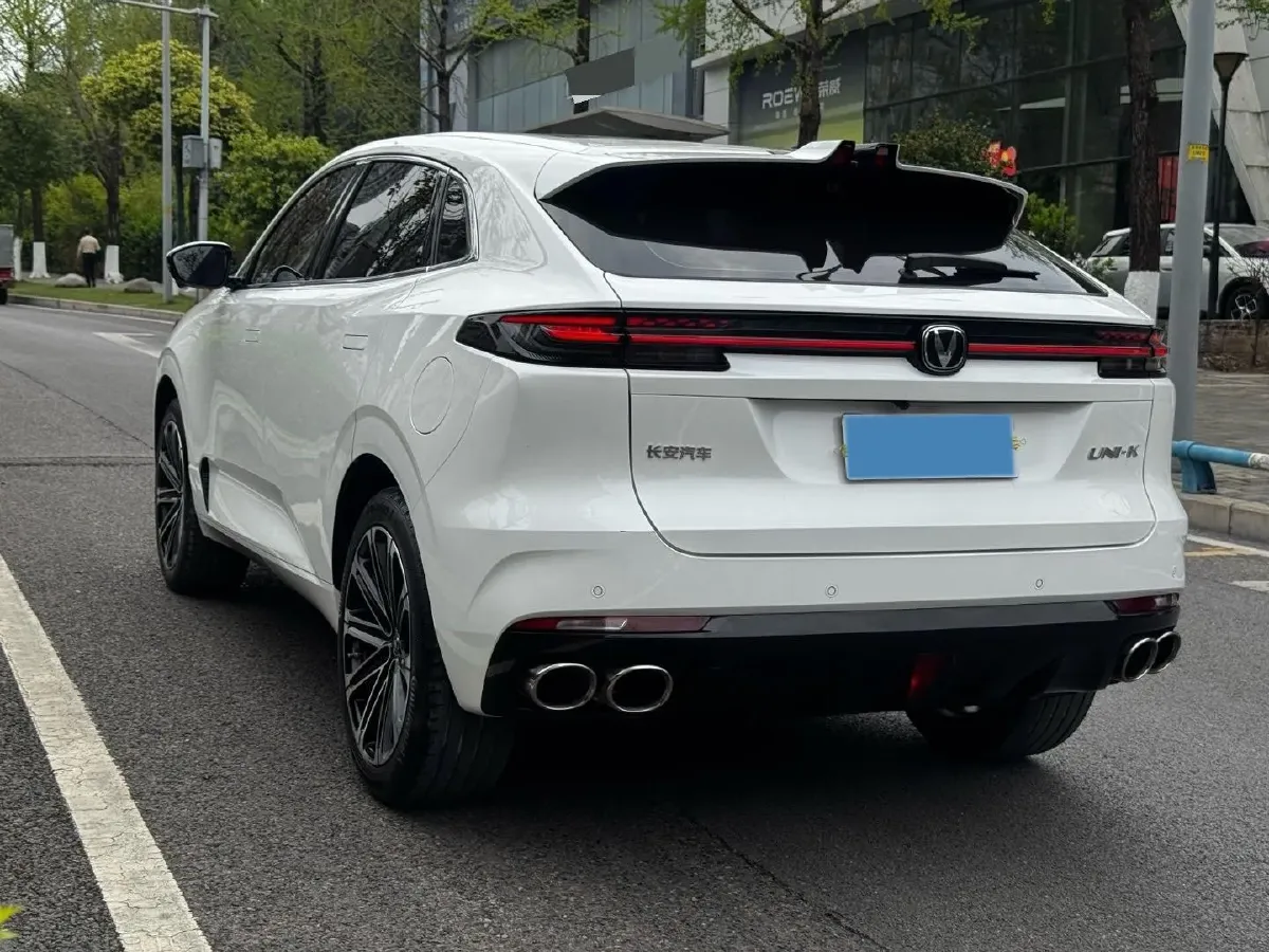2021 ChangAn UNI-K 2.0T 233HP L4 8AT,autocango,china used car exporter,china ev exporter,chinese used car exporter,chinese used ev exporter