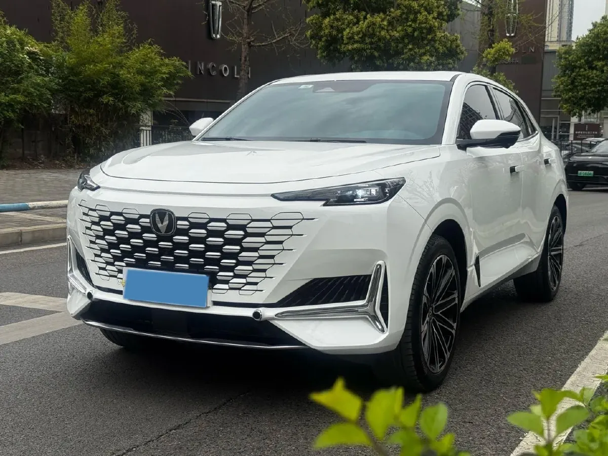 2021 ChangAn UNI-K 2.0T 233HP L4 8AT,autocango,china used car exporter,china ev exporter,chinese used car exporter,chinese used ev exporter