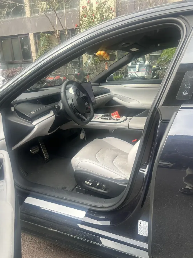 2024 MI SU7 BEV 101KWH,autocango,china used car exporter,china ev exporter,chinese used car exporter,chinese used ev exporter