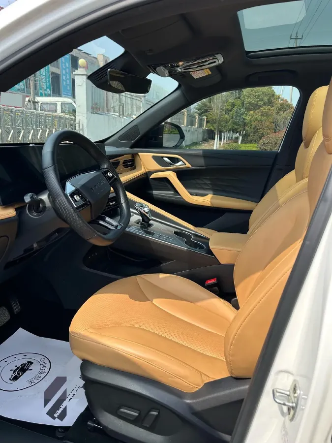 2023 Roewe RX5 1.5T 188HP L4 7DCT,autocango,china used car exporter,china ev exporter,chinese used car exporter,chinese used ev exporter