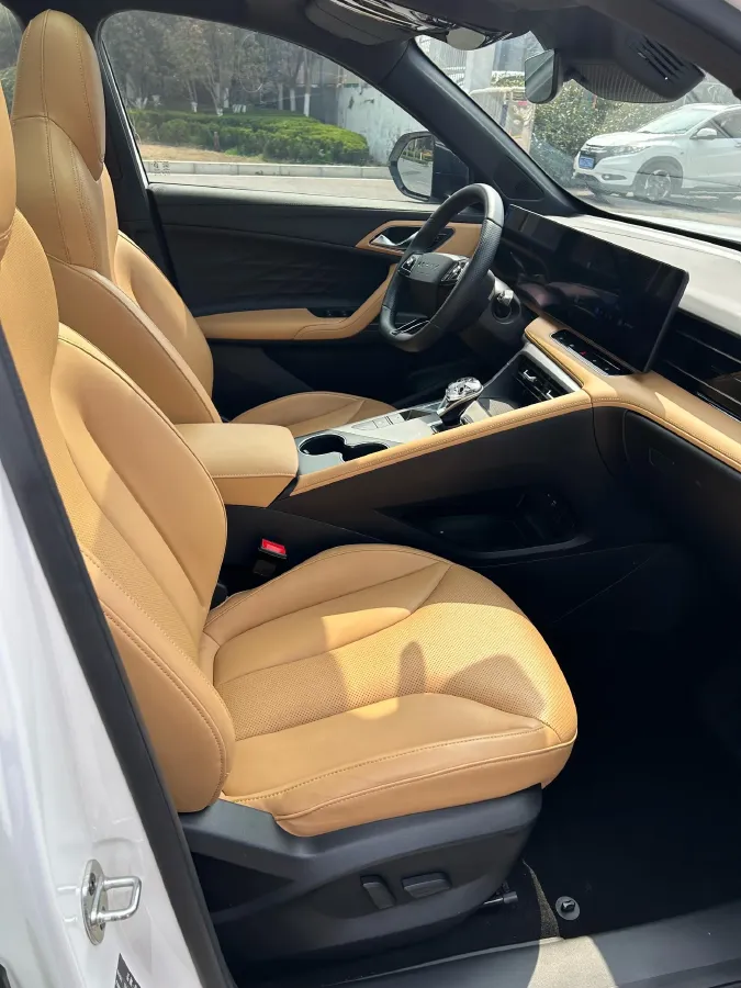 2023 Roewe RX5 1.5T 188HP L4 7DCT,autocango,china used car exporter,china ev exporter,chinese used car exporter,chinese used ev exporter