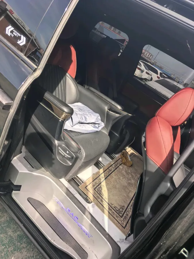 2023 GAC Trumpchi M8 2.0T 252HP L4 8AT,autocango,china used car exporter,china ev exporter,chinese used car exporter,chinese used ev exporter