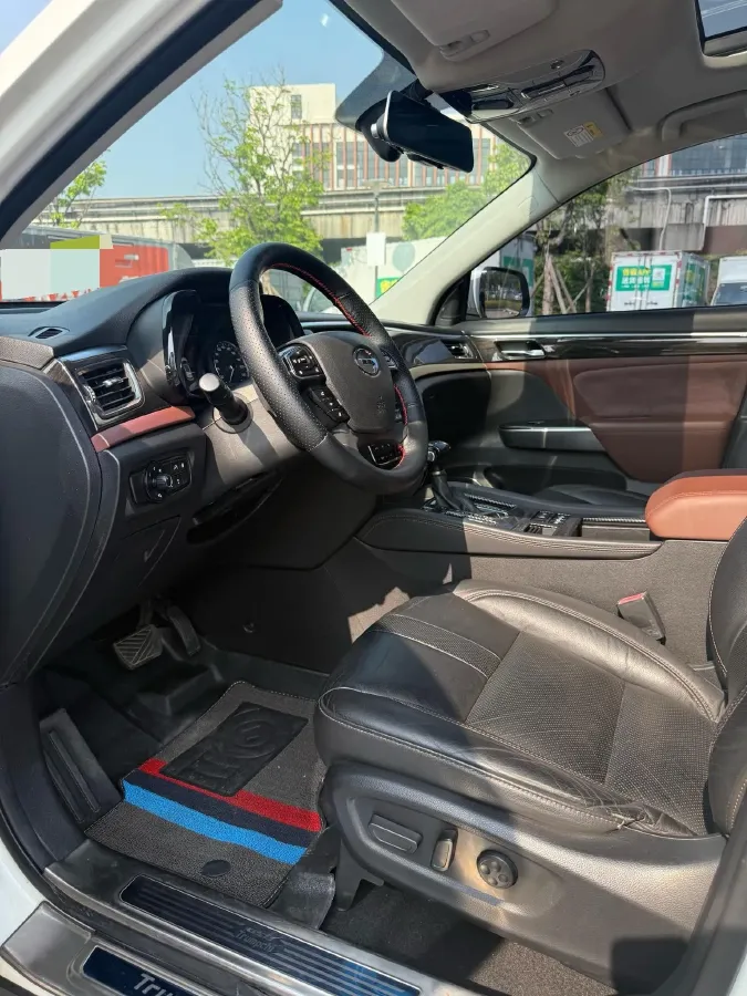 2017 GAC Trumpchi GS8 2.0T 201HP L4 6AT,autocango,china used car exporter,china ev exporter,chinese used car exporter,chinese used ev exporter