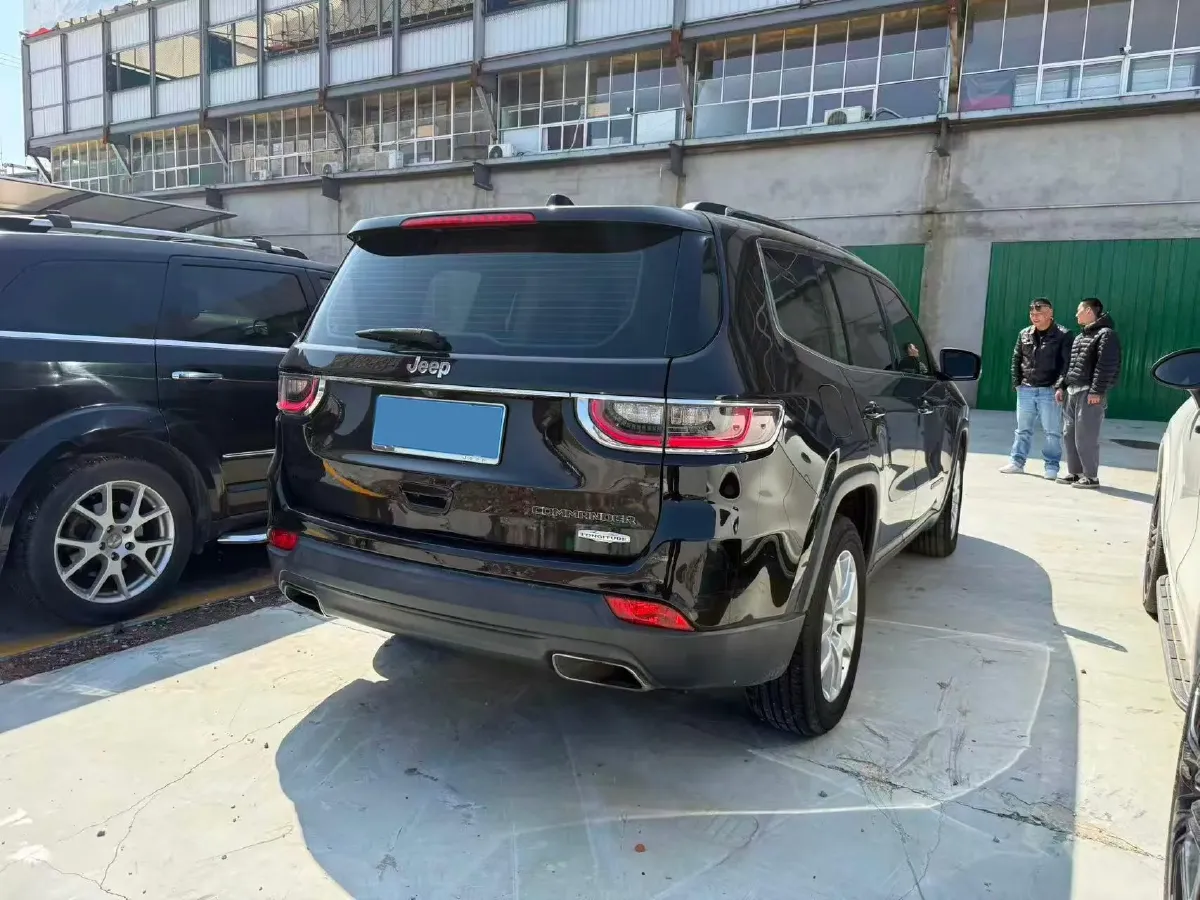 2018 Jeep Grand Commander 2.0T 234HP L4 9AT,autocango,china used car exporter,china ev exporter,chinese used car exporter,chinese used ev exporter