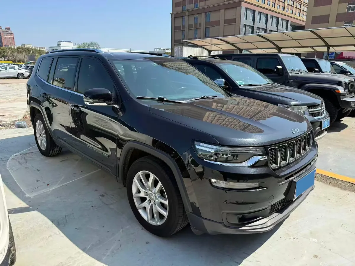 2018 Jeep Grand Commander 2.0T 234HP L4 9AT,autocango,china used car exporter,china ev exporter,chinese used car exporter,chinese used ev exporter