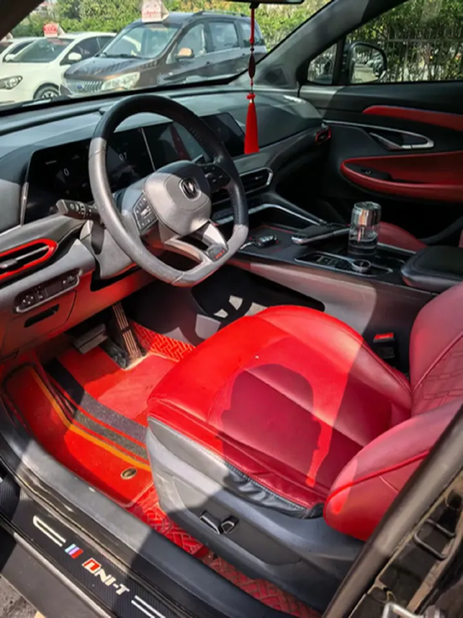 2020 ChangAn UNI-T 1.5T 180HP L4 7DCT,autocango,china used car exporter,china ev exporter,chinese used car exporter,chinese used ev exporter