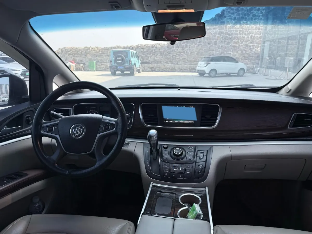 2018 Buick GL8 2.0T 260HP L4 6AT,autocango,china used car exporter,china ev exporter,chinese used car exporter,chinese used ev exporter