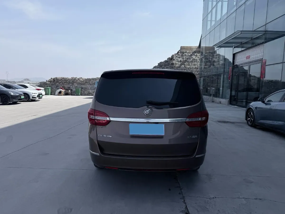 2018 Buick GL8 2.0T 260HP L4 6AT,autocango,china used car exporter,china ev exporter,chinese used car exporter,chinese used ev exporter