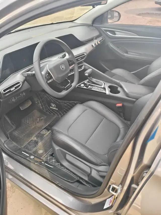 2022 ChangAn Eado 1.6L 128HP L4 CVT,autocango,china used car exporter,china ev exporter,chinese used car exporter,chinese used ev exporter