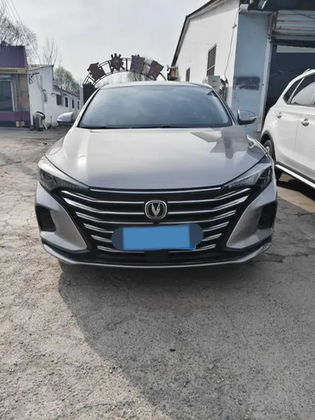 2022 ChangAn Eado 1.6L 128HP L4 CVT,autocango,china used car exporter,china ev exporter,chinese used car exporter,chinese used ev exporter