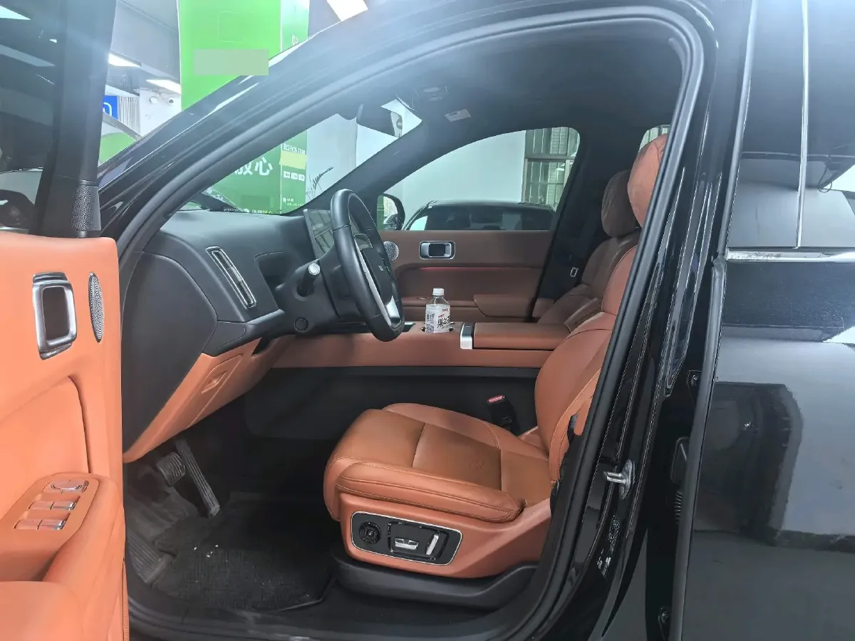 2023 Li L7 Range Extended 154HP REEV 40.9KWH,autocango,china used car exporter,china ev exporter,chinese used car exporter,chinese used ev exporter