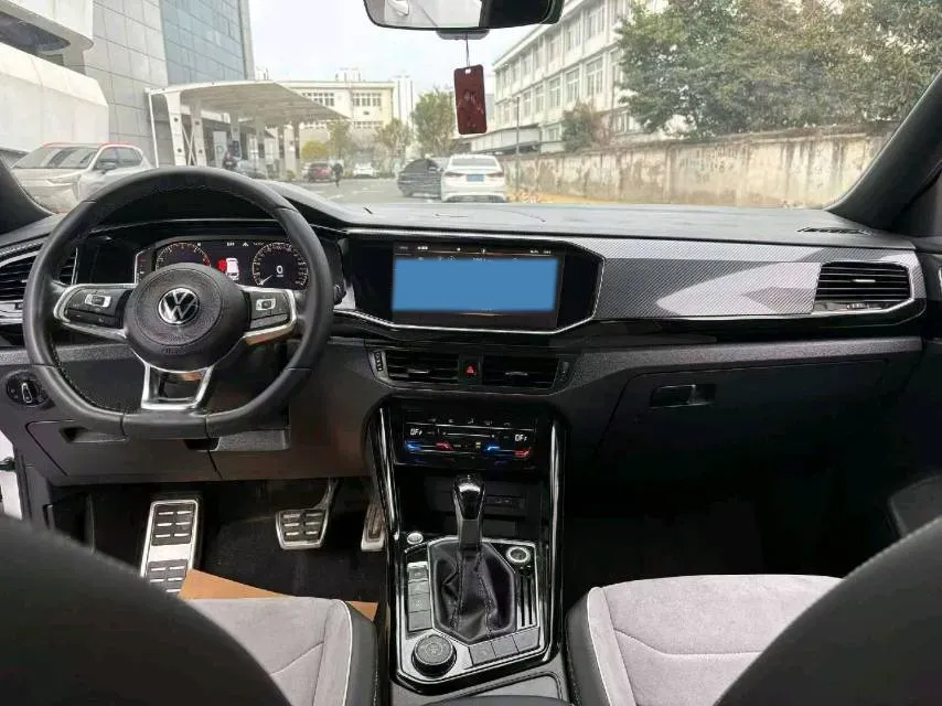 2021 Volkswagen Tayron 2.0T 220HP L4 7DCT,autocango,china used car exporter,china ev exporter,chinese used car exporter,chinese used ev exporter