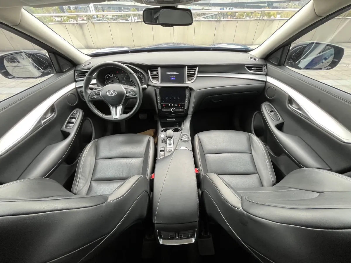 2018 Mitsubishi Pajero 3.0L 174HP V6 5AT,autocango,china used car exporter,china ev exporter,chinese used car exporter,chinese used ev exporter