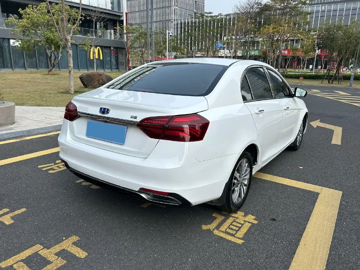 2018 Geely Emgrand 1.5L 109HP L4 5MT,autocango,china used car exporter,china ev exporter,chinese used car exporter,chinese used ev exporter