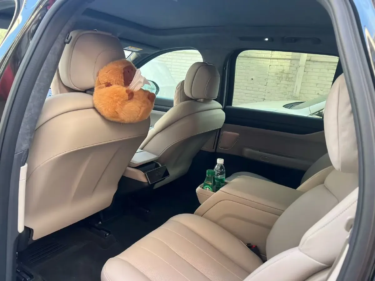 2024 NIO ES8 BEV 75KWH,autocango,china used car exporter,china ev exporter,chinese used car exporter,chinese used ev exporter