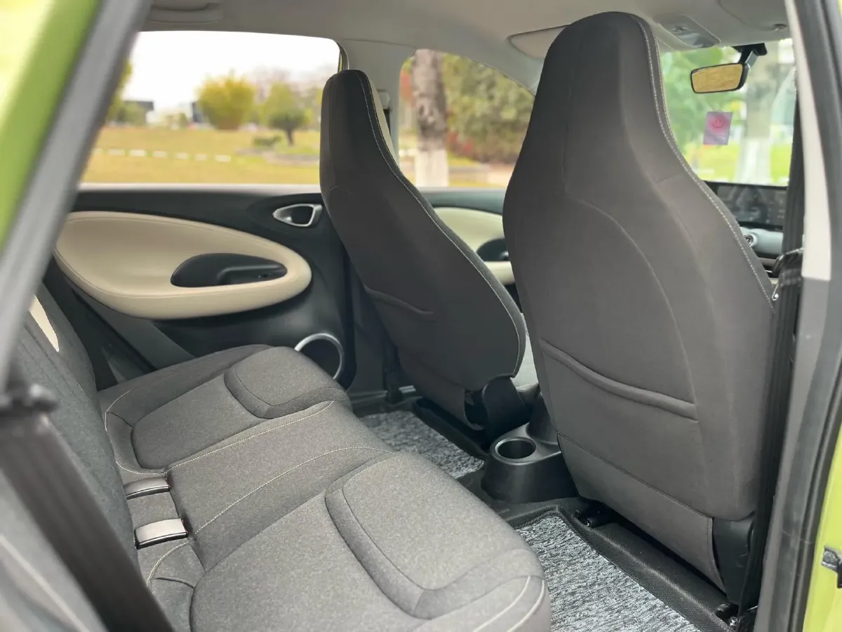 2023 WuLing BinGuo BEV 31.9KWH,autocango,china used car exporter,china ev exporter,chinese used car exporter,chinese used ev exporter