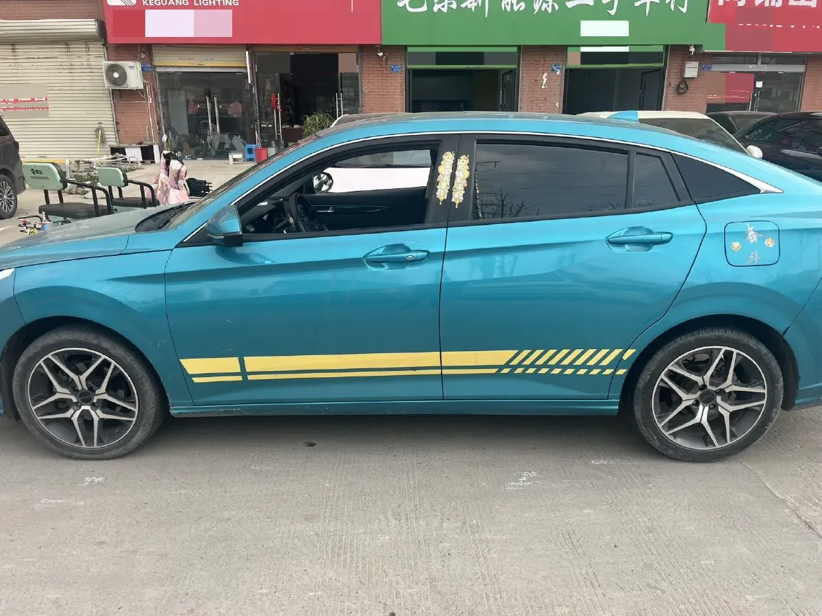 2021 DongFeng Aeolus YiXuan 1.5T 150HP L4 6DCT,autocango,china used car exporter,china ev exporter,chinese used car exporter,chinese used ev exporter