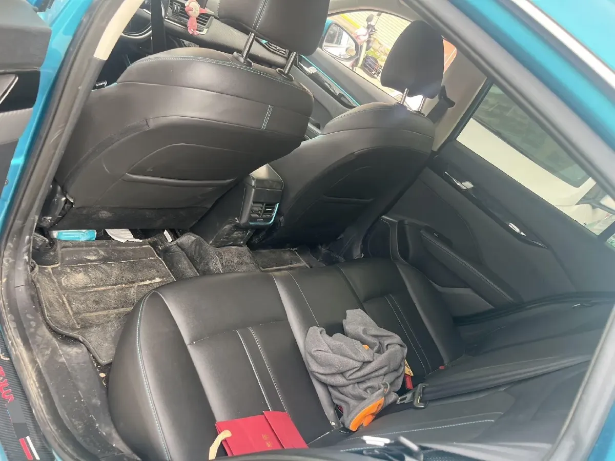 2021 DongFeng Aeolus YiXuan 1.5T 150HP L4 6DCT,autocango,china used car exporter,china ev exporter,chinese used car exporter,chinese used ev exporter