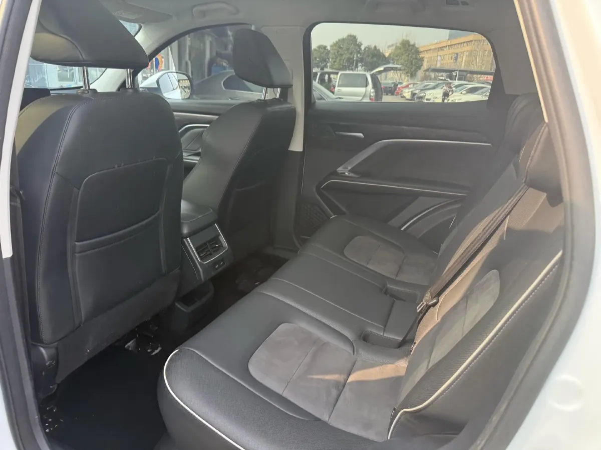 2021 Haval H6 1.5T 169HP L4 7DCT,autocango,china used car exporter,china ev exporter,chinese used car exporter,chinese used ev exporter