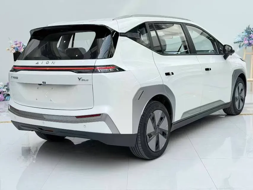 2023 GAC Trumpchi GS4 1.5T 177HP L4 6AT,autocango,china used car exporter,china ev exporter,chinese used car exporter,chinese used ev exporter