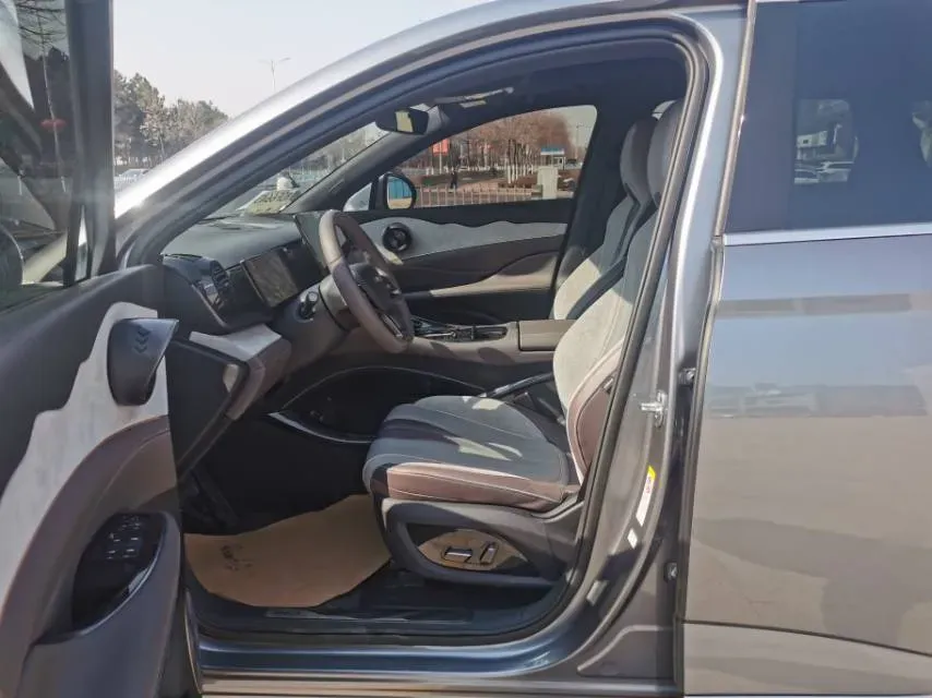 2024 BYD Frigate 07 1.5T 139HP L4 E-CVT PHEV 18.3KWH,autocango,china used car exporter,china ev exporter,chinese used car exporter,chinese used ev exporter