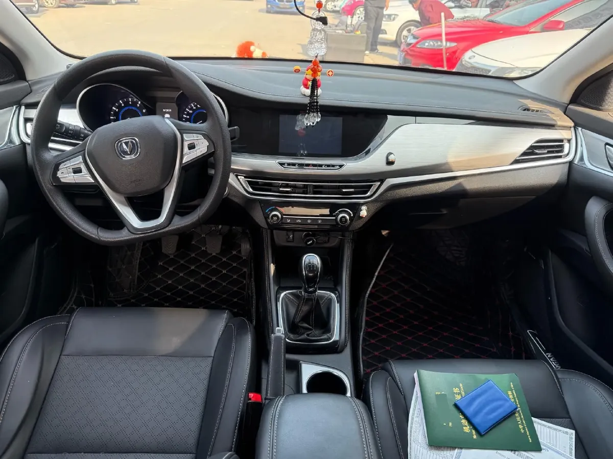 2019 ChangAn Eado 1.6L 128HP L4 5MT,autocango,china used car exporter,china ev exporter,chinese used car exporter,chinese used ev exporter