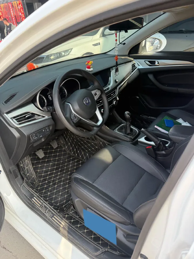 2019 ChangAn Eado 1.6L 128HP L4 5MT,autocango,china used car exporter,china ev exporter,chinese used car exporter,chinese used ev exporter