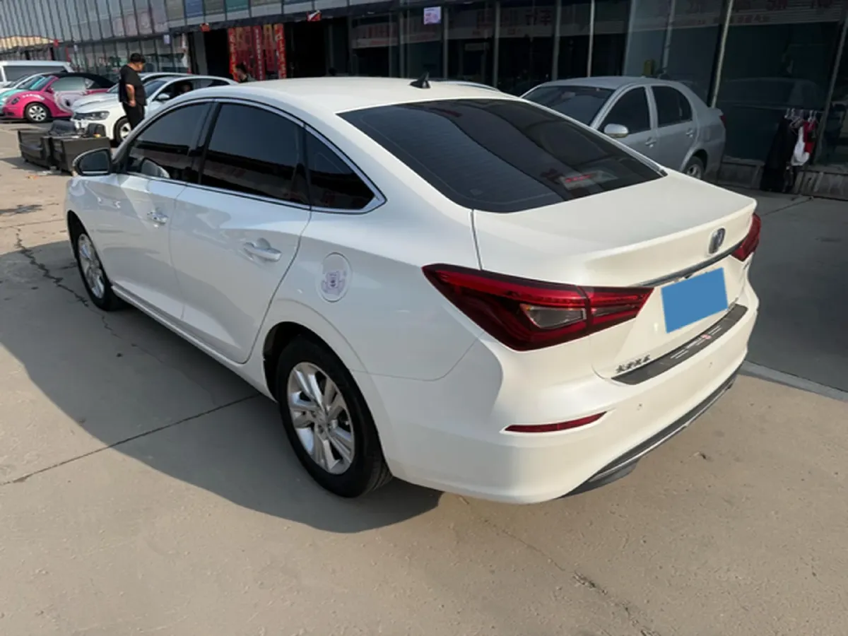 2019 ChangAn Eado 1.6L 128HP L4 5MT,autocango,china used car exporter,china ev exporter,chinese used car exporter,chinese used ev exporter