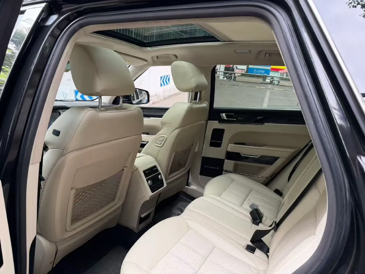 2017 Zotye T700 1.8T 177HP L4 6DCT,autocango,china used car exporter,china ev exporter,chinese used car exporter,chinese used ev exporter