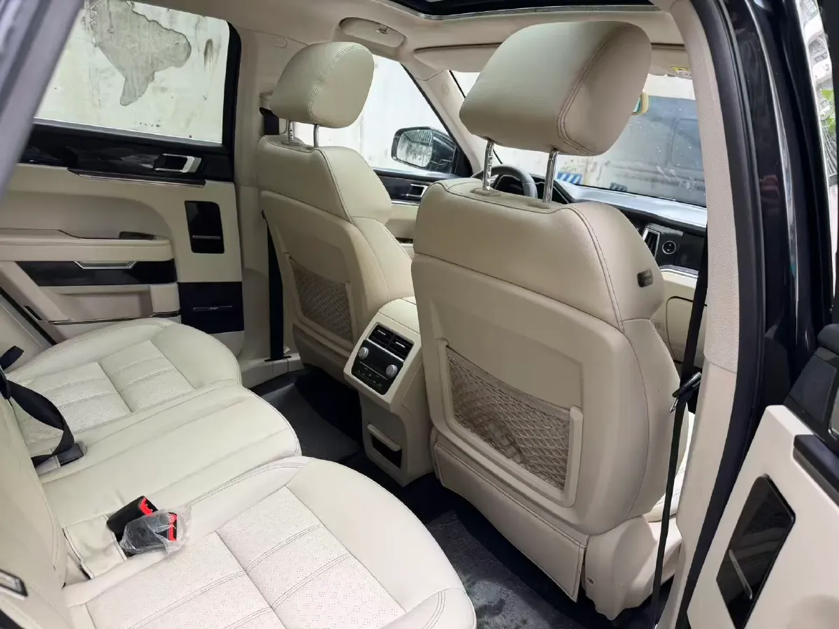 2017 Zotye T700 1.8T 177HP L4 6DCT,autocango,china used car exporter,china ev exporter,chinese used car exporter,chinese used ev exporter