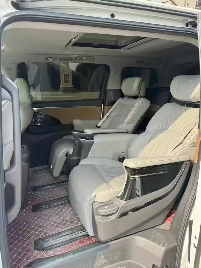 2024 GAC Trumpchi M8 2.0T 252HP L4 8AT,autocango,china used car exporter,china ev exporter,chinese used car exporter,chinese used ev exporter