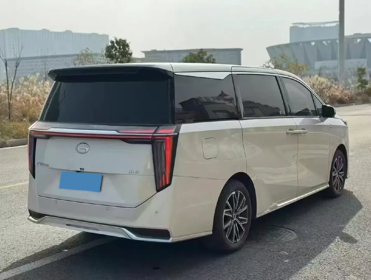 2024 GAC Trumpchi M8 2.0T 252HP L4 8AT,autocango,china used car exporter,china ev exporter,chinese used car exporter,chinese used ev exporter