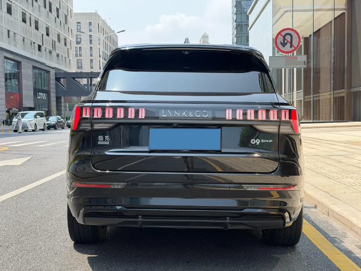 2023 LYNK&CO 09 EM-P 2.0T 254HP L4 3DHT PHEV 40.1KWH,autocango,china used car exporter,china ev exporter,chinese used car exporter,chinese used ev exporter