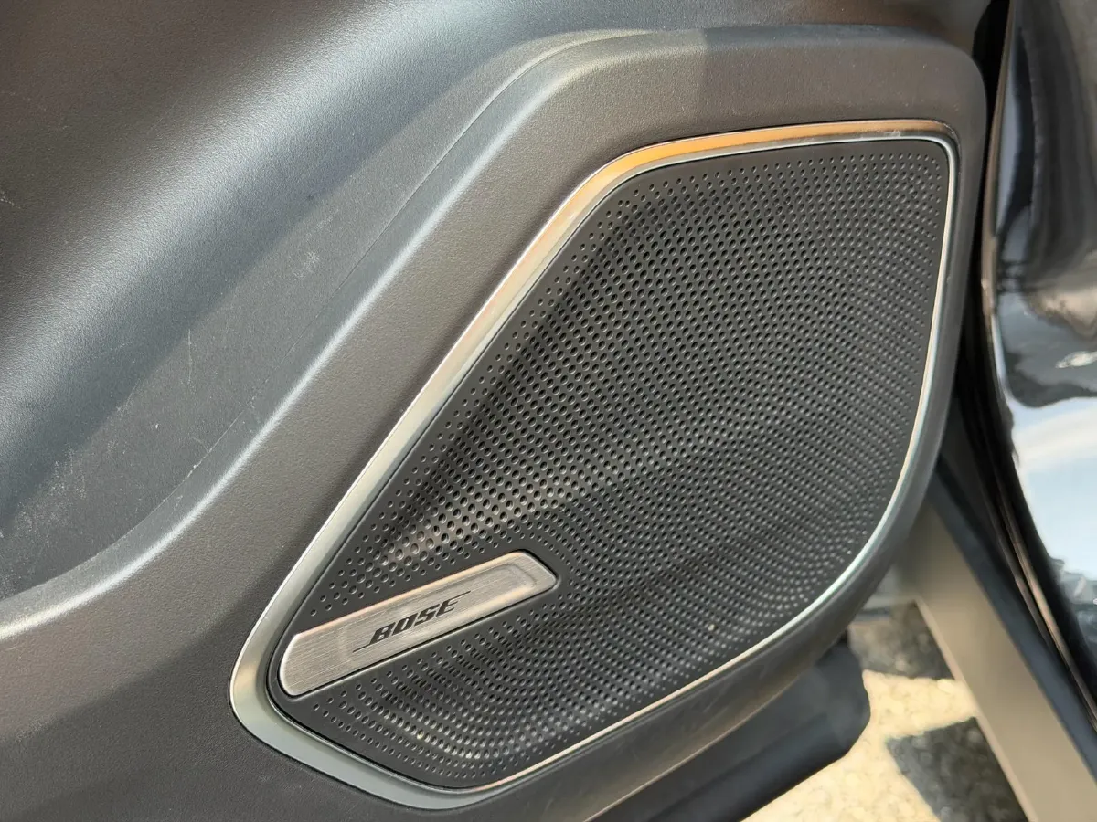 2023 LYNK&CO 09 EM-P 2.0T 254HP L4 3DHT PHEV 40.1KWH,autocango,china used car exporter,china ev exporter,chinese used car exporter,chinese used ev exporter