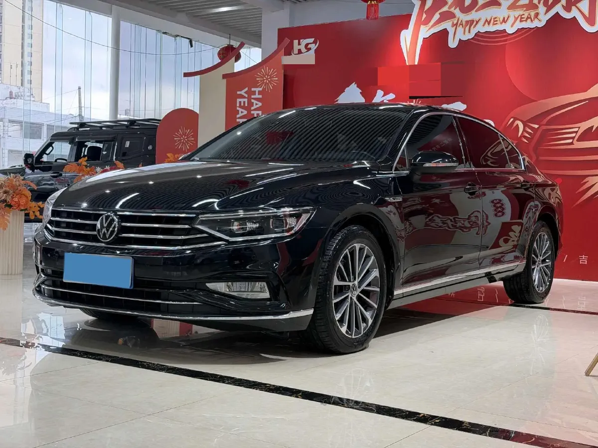 2020 Volkswagen Magotan 2.0T 186HP L4 7DCT,autocango,china used car exporter,china ev exporter,chinese used car exporter,chinese used ev exporter
