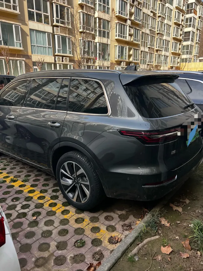 2021 Li ONE Range Extended 131HP REEV 40.5KWH,autocango,china used car exporter,china ev exporter,chinese used car exporter,chinese used ev exporter