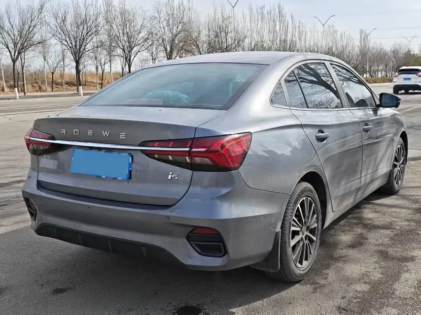 2021 Roewe i5 1.5L 120HP L4 CVT,autocango,china used car exporter,china ev exporter,chinese used car exporter,chinese used ev exporter